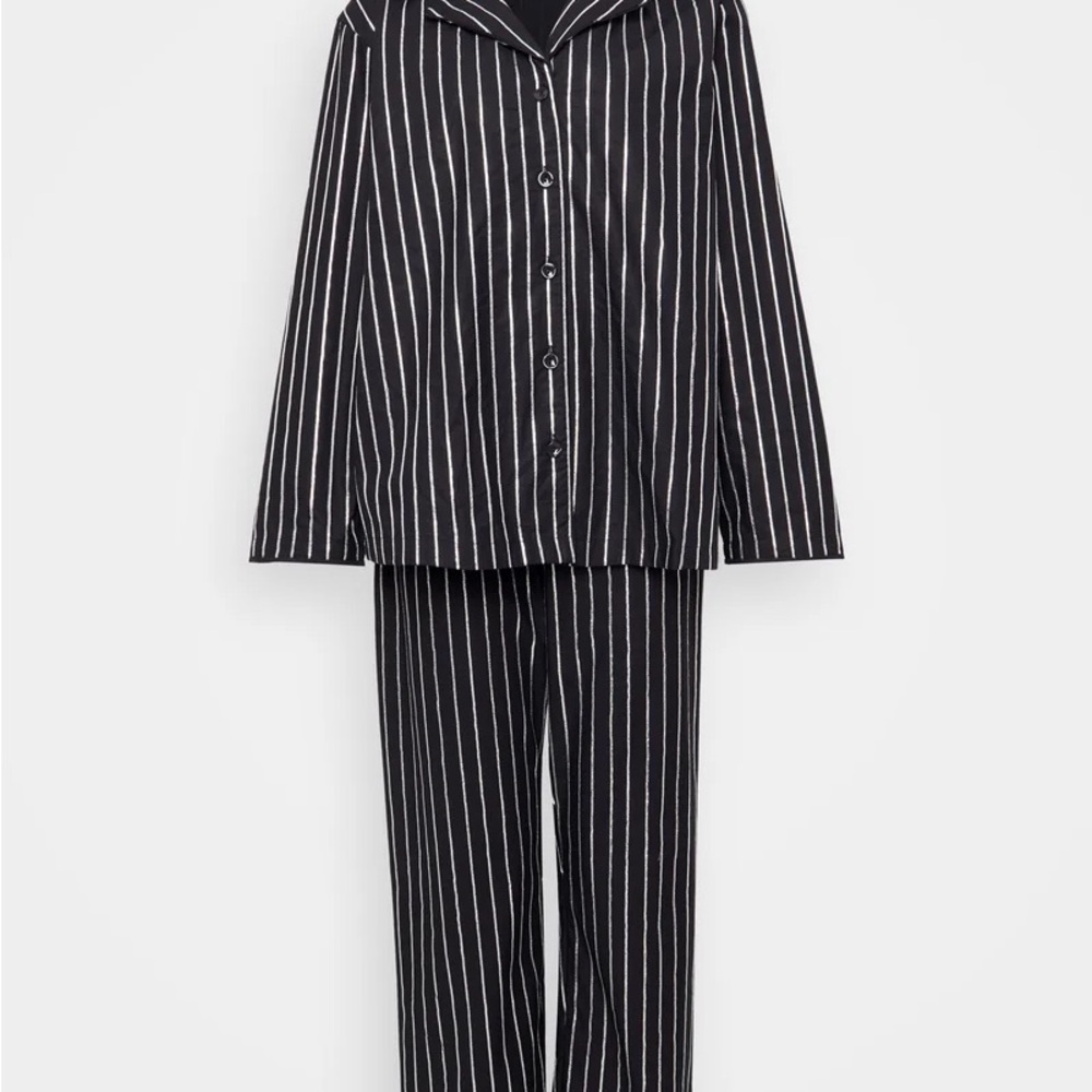 Sleeper women’s xs pajama set with dust bag black silver metallic stripe